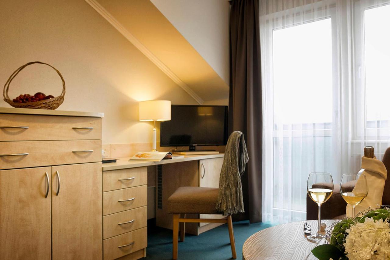 Hotel La Siesta & Medical Spa Jastrzębia Góra Εξωτερικό φωτογραφία