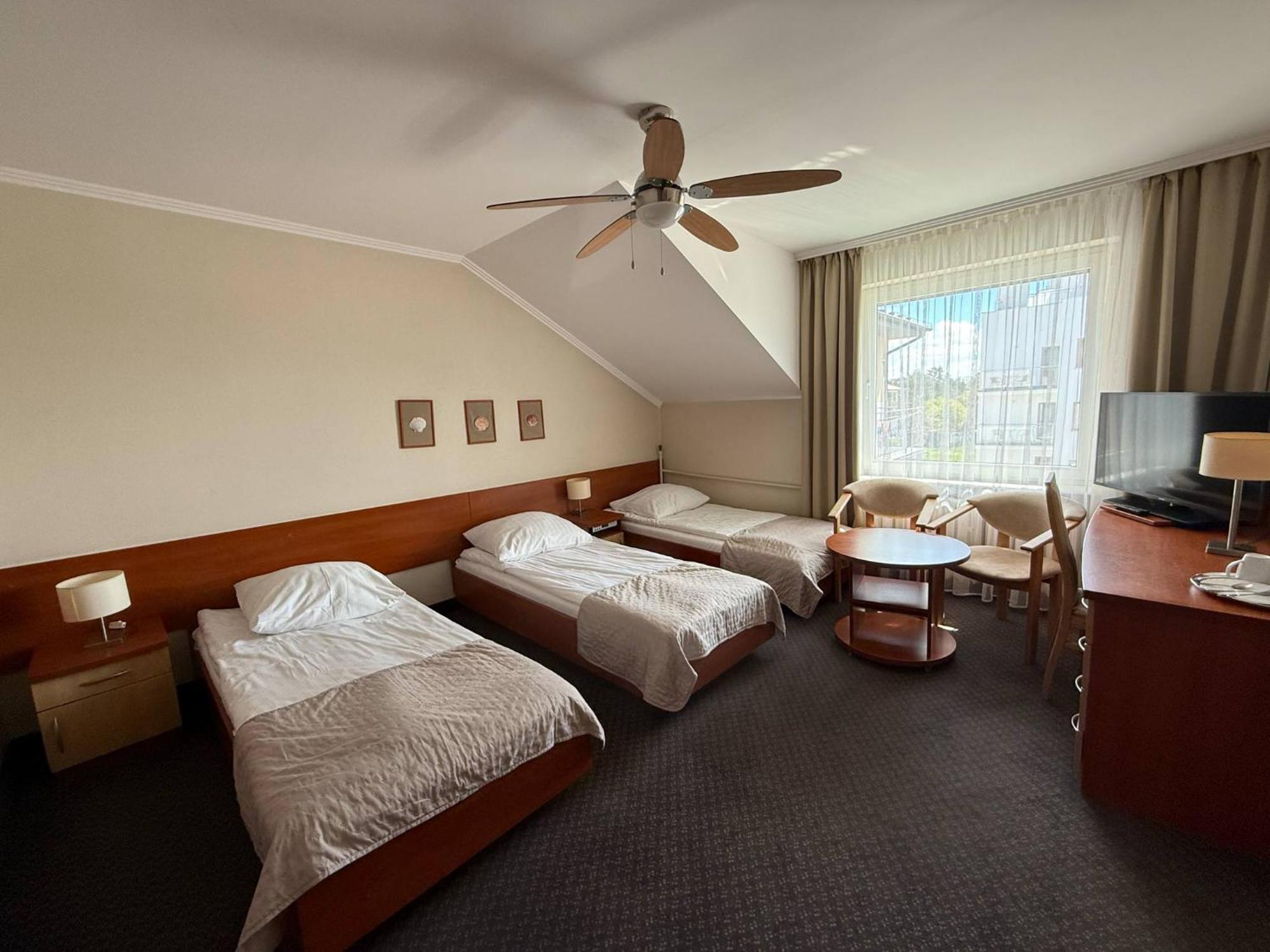 Hotel La Siesta & Medical Spa Jastrzębia Góra Εξωτερικό φωτογραφία