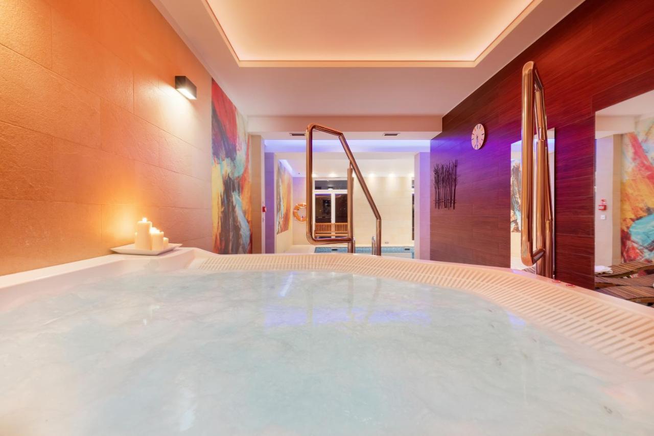 Hotel La Siesta & Medical Spa Jastrzębia Góra Εξωτερικό φωτογραφία